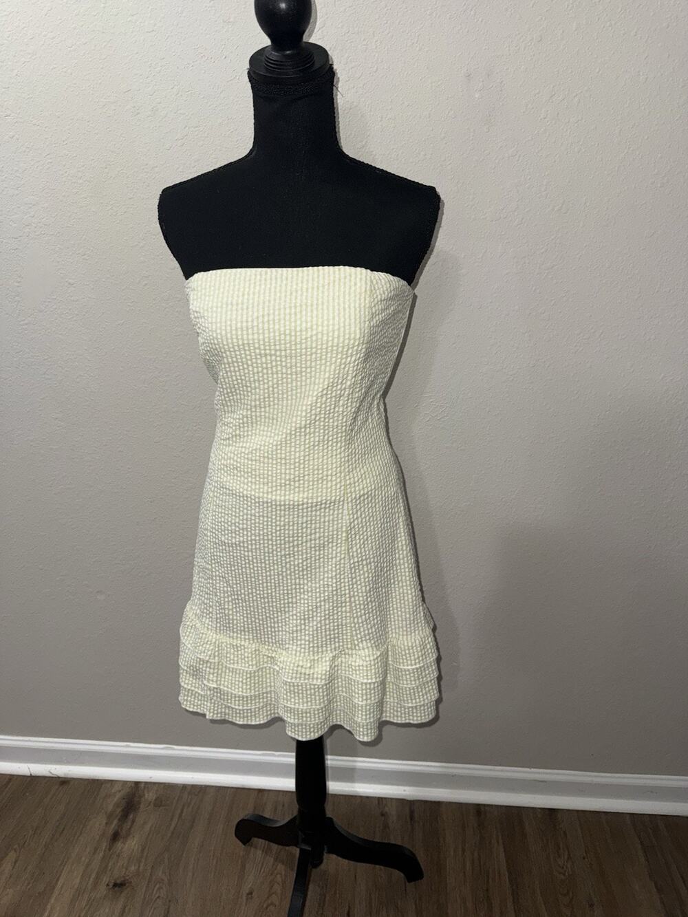 Karlie Women’s Strapless Dress M Lime White Seersucker Gingham Tiered Ruffle